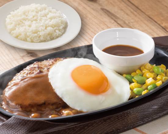 目玉ハンバーグ弁当 Hamburg Steak Topped with Fried Egg Bento