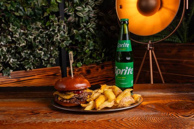 Hotboy  Smashed Burger Menü