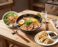 OMAKASE Vietnamesische Küche & Sushi Bar