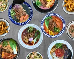 NAISUUU! RAMEN AND FRIES