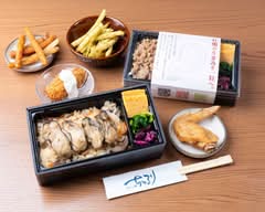 カキと肴ちゅ  るり【牡蠣ダシ五目ご飯弁当】