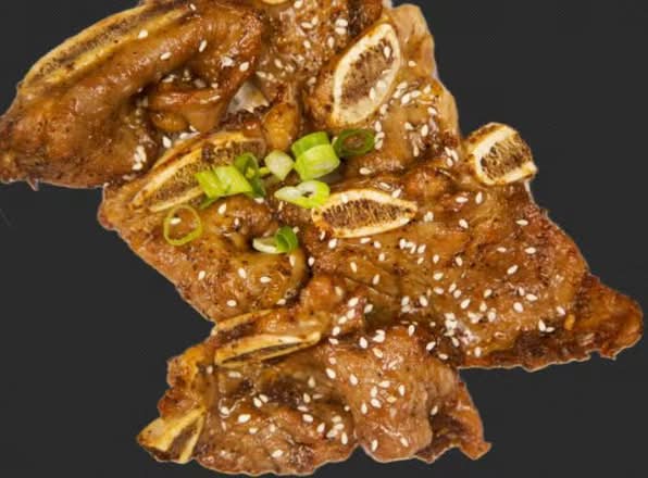 Sizzling Beef Short Ribs / 蜜制香煎牛仔骨
