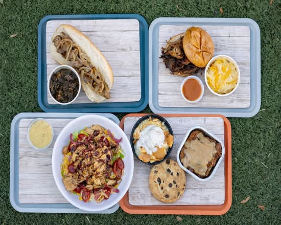 Crave BBQ @Hall's on 5th (15 E 5th St)