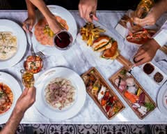 Narbona Market & Restaurant (Boca Raton)