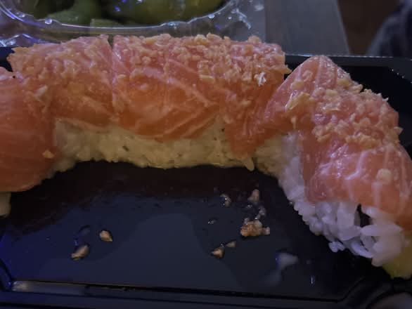 Garlic Salmon Roll