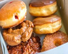 Armona Donuts