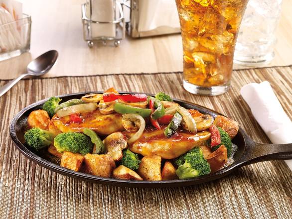 Bourbon Chicken Skillet (810 Cals)