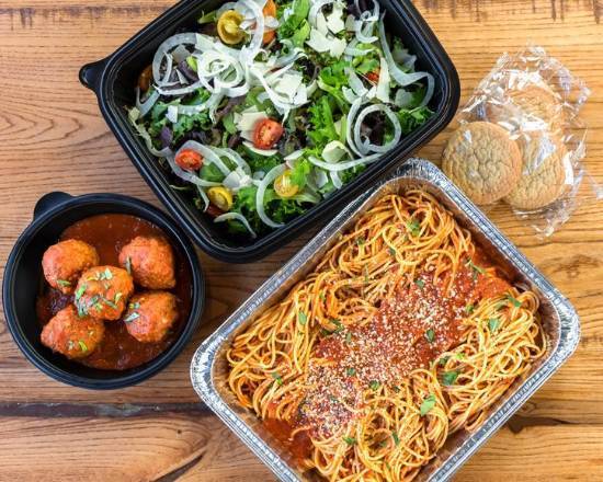 Family Meal Deal Spaghetti & Meatballs With Marinara