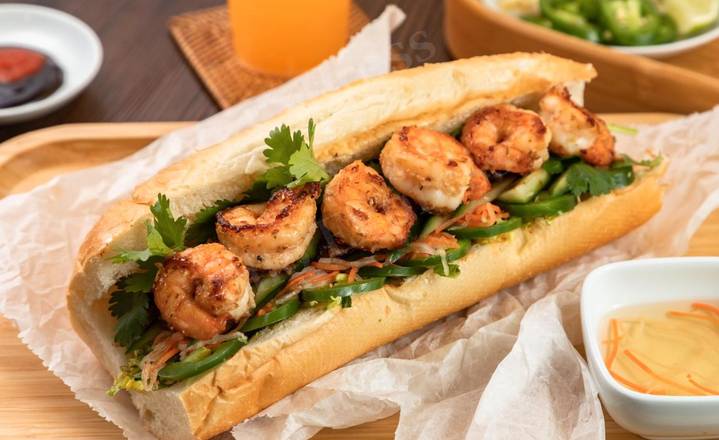 Lenmongrass Shrimp Banh Mi 香茅虾越式法包