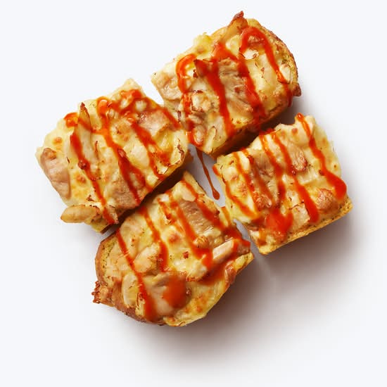 Buffalo Chicken Loaded Garlic Bread