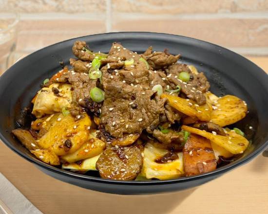 Beef Spicy Stir-Fry 牛肉麻辣香锅
