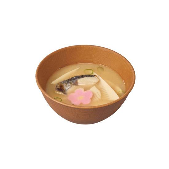 たけのこと鰆のみそ汁 Miso Soup w/ Bamboo Shoot & Spanish Mackerel