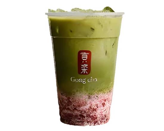 Strawberry Matcha Latte w. Strawberry Pearl