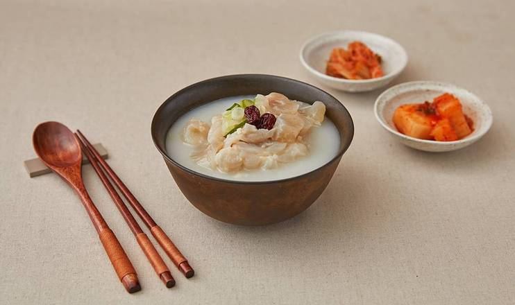 4. 통 도가니탕 / Ox Knee Soup