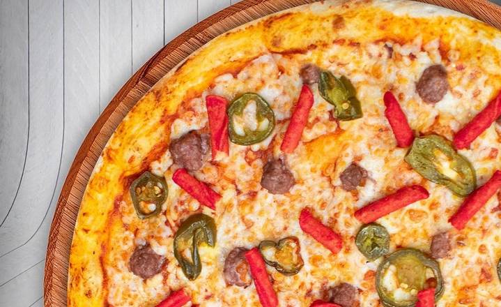 Pizza con Takis