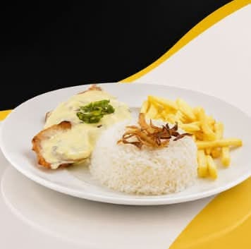 Pollo en salsa de Queso con Champiñon