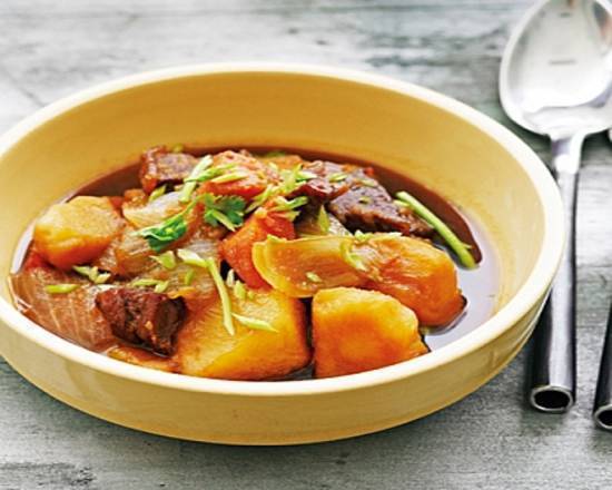 日式馬鈴薯燉牛肉 Japanese Potato and Stewed Beef