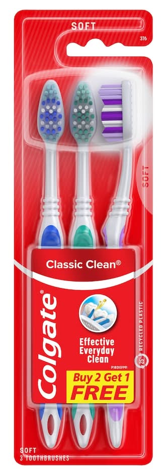 Colgate Classic Clean Soft-Bristle Toothbrushes, Assorted (3 ct)