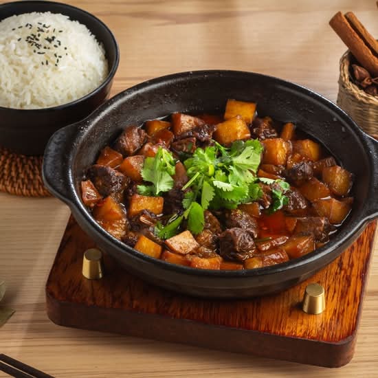 红烧牛腩炖土豆饭 Signature Braised beef brisket with potato & Rice