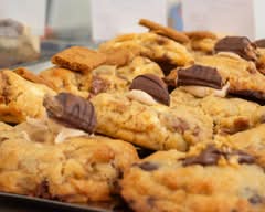 Mionas Bakery