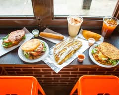 Cachapas y Mas (Ridgewood)