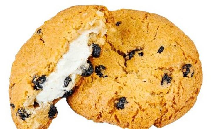 Blueberry Cheesecake Cookie