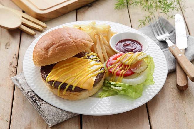 1 號美式奔牛堡套餐 Beef Pasty Burger Meal