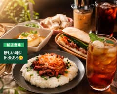サイゴンカフェ ～ バインミー＆ベトナムプリン  Café Saigon - Banh Mi Sandwich & Coffee Flan