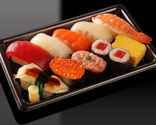 すみれ(10貫) Sumire (10 Pieces)