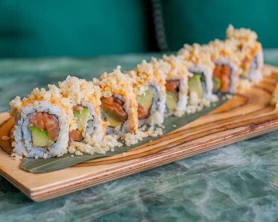 Maki Roll de quinoa con tartar de salmón y aguacate