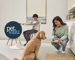 Pet Valu (184 Front Street East)