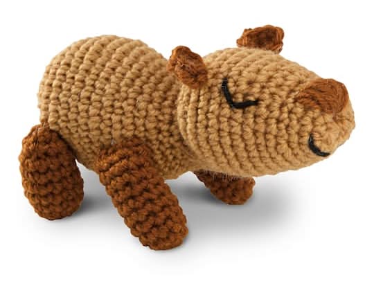Loops & Threads Intermediate Capybara Amigurumi Crochet Kit (6 ct)