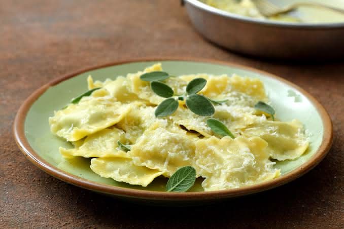 Raviolis chèvre miel