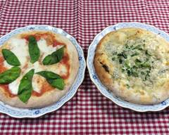 【 ナポリピッツァのお店】 カレドニアンガーデン 【富士宮 野中】