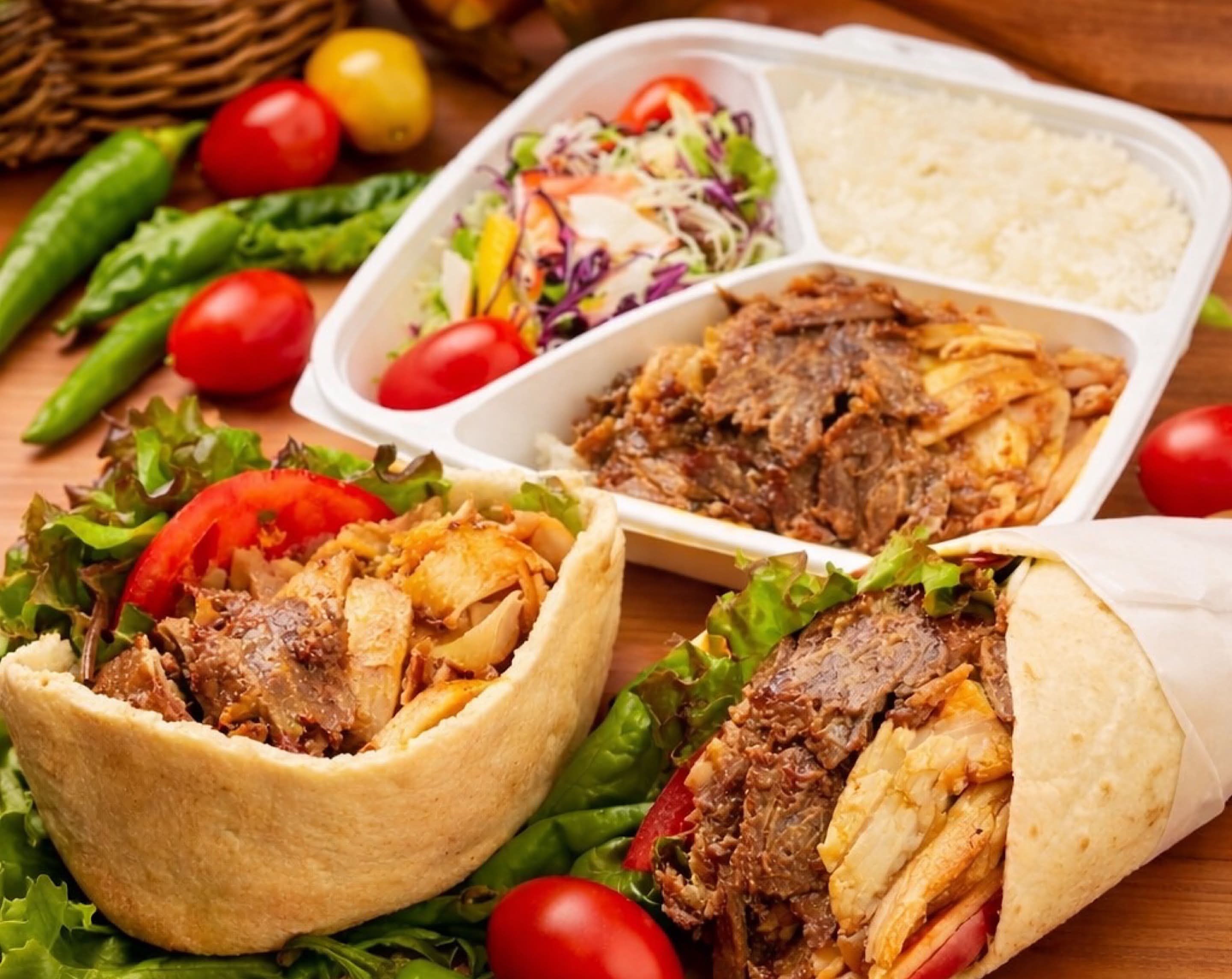 ケバブ機 KEBAB ウスキュダルケバブ Uskudar kebabの出前・宅配・テイクアウトメニュー