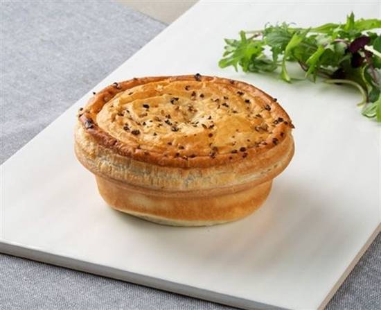 Steak & Cracked Pepper Pie