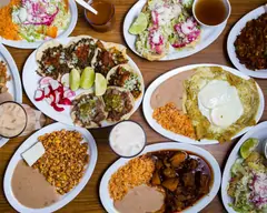 La Selva Taqueria y Refresqueria