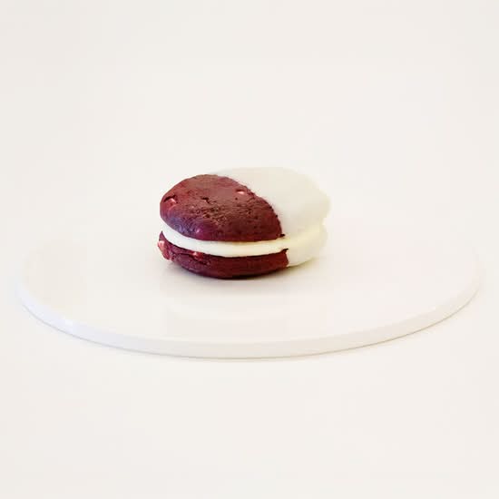 Red Velvet Cookie Sandwich