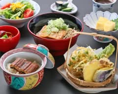 鰻居酒屋大入り Unagi Izakaya Oiri