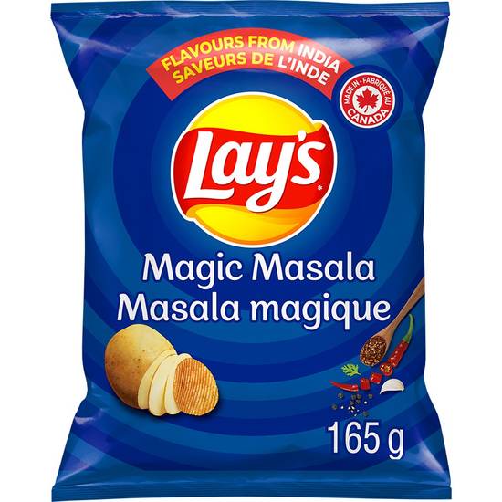 Lay's Magic Masala Potato Chips (165 g)