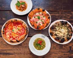 LaCantina Pizzeria 