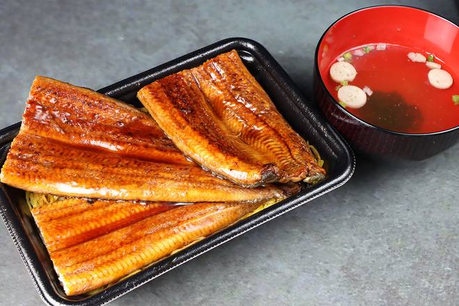 うな重　1.5尾 Eel Rice Box - 1.5x Eel