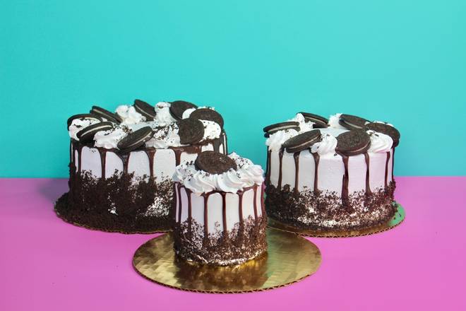 Classic OREOⓇ Ice Cream Cake