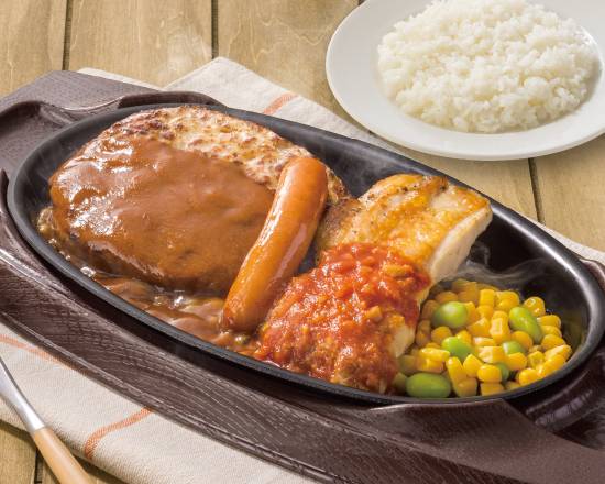 ハンバーグミックスグリル弁当 Hamburg Steak and Mixed Grill Bento