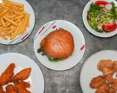 Crispy Fried Chicken und Burger