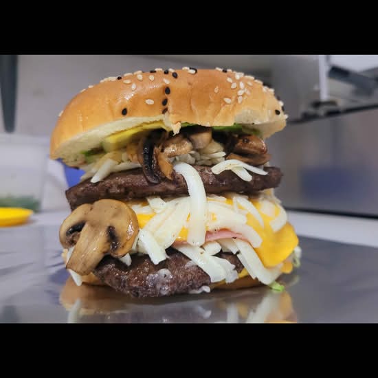 Hamburguesas Traviesas Nogalar