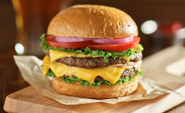 Manhattan Cheeseburger Basket