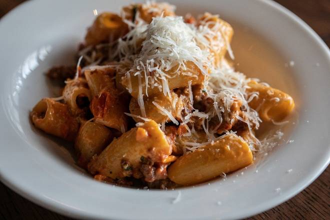 Rigatoni Bolognese