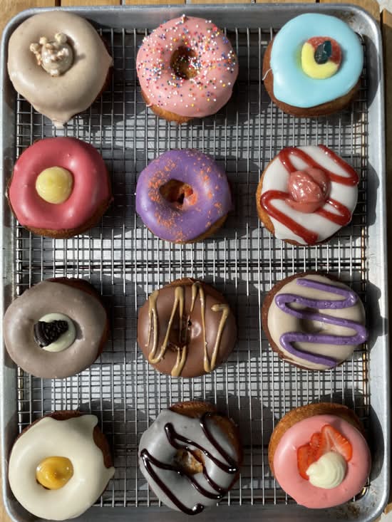 Mikiko Mochi Donuts - Bethany Village (15320 NW Central Dr)