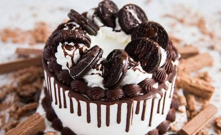 Oreo Cookie Cake